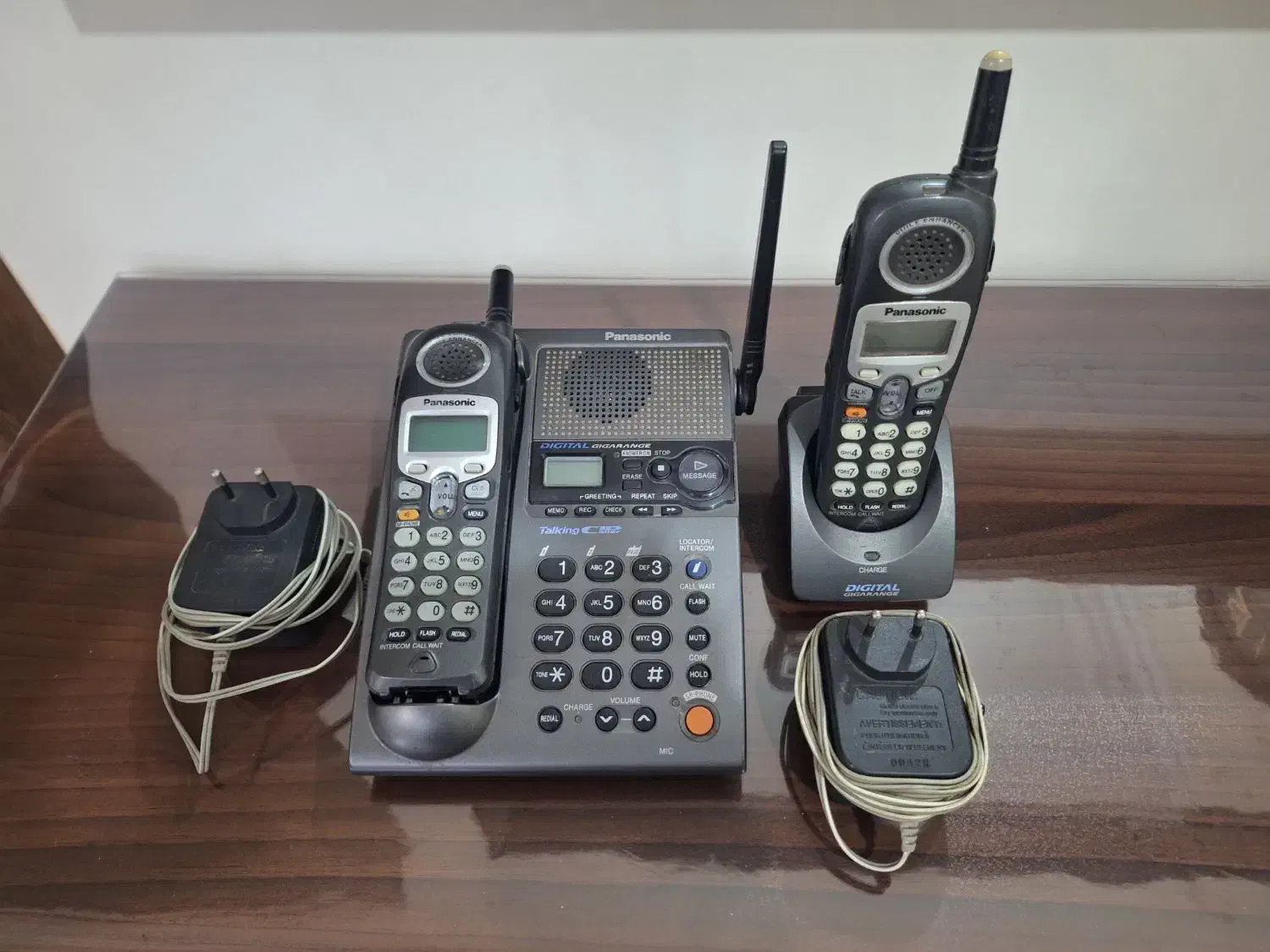 تلفن پاناسونیک اصل ژاپن|تلفن رومیزی|کرج, چهارصد دستگاه|دیوار