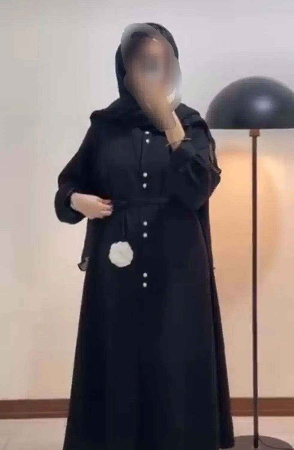 مانتو نو نو|لباس|اراک, |دیوار