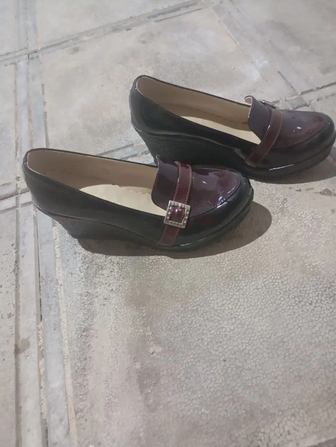 کفش زنانه|کیف، کفش، کمربند|خوی, |دیوار