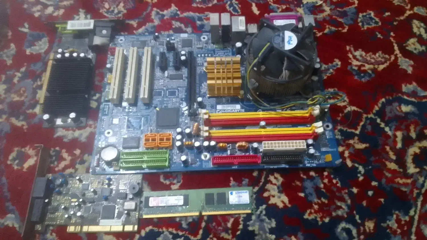 بُرد کیس|قطعات و لوازم جانبی رایانه|بابل, |دیوار