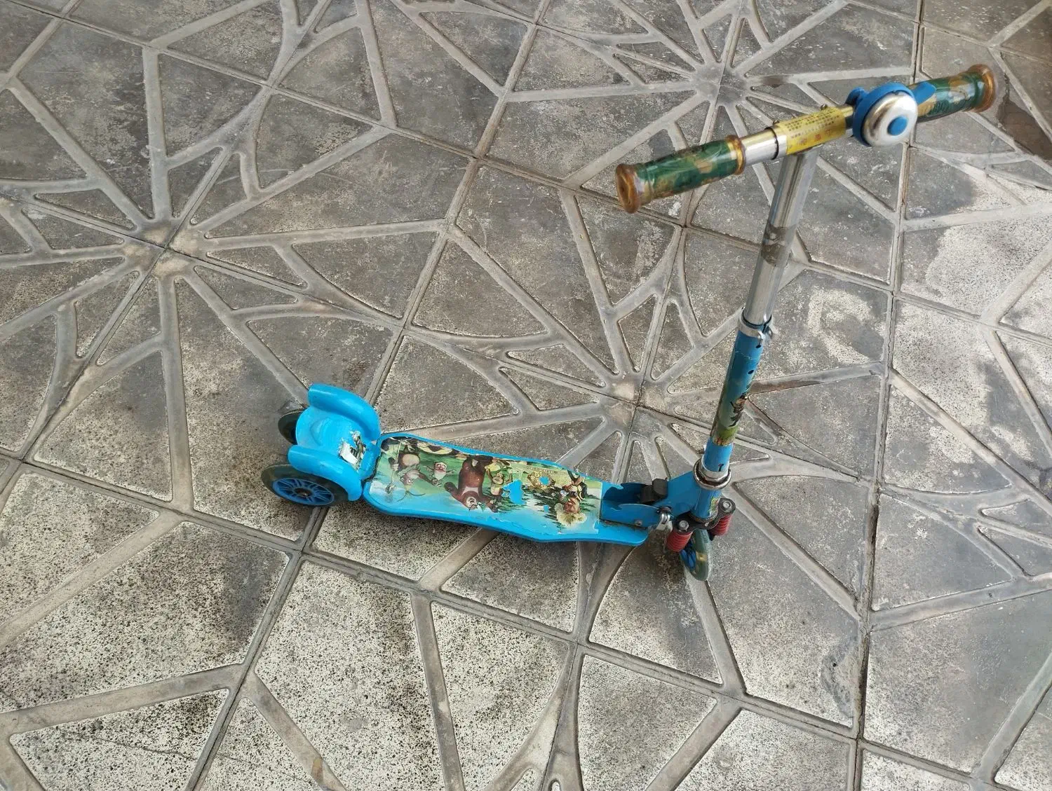 اسکوتر درحد نوع با تحمل وزنه بالا|دوچرخه، اسکیت، اسکوتر|گرمسار, |دیوار