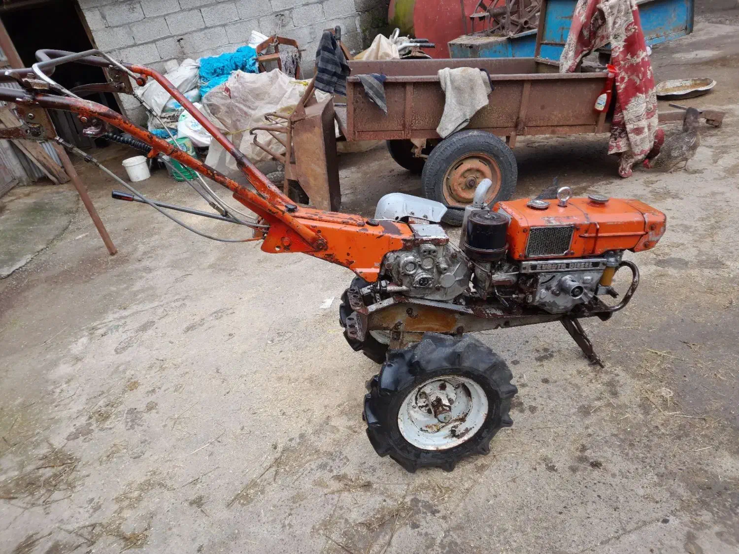 تیلربایدک وچرخ|ماشین‌آلات صنعتی|آستانه اشرفیه, |دیوار