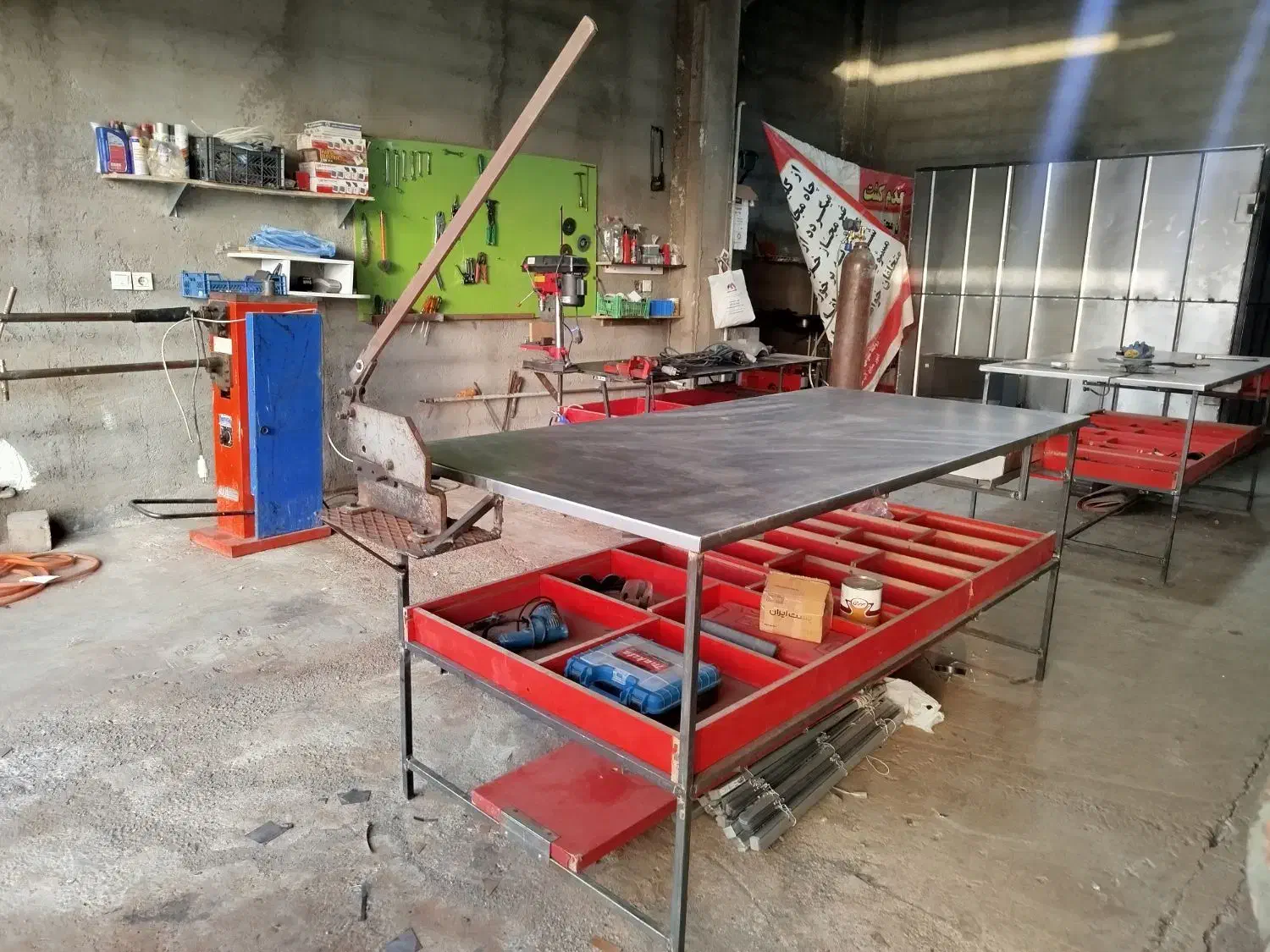 تولید و تعمیر کابینت فلزی|مصالح و تجهیزات ساختمان|زنجان, |دیوار