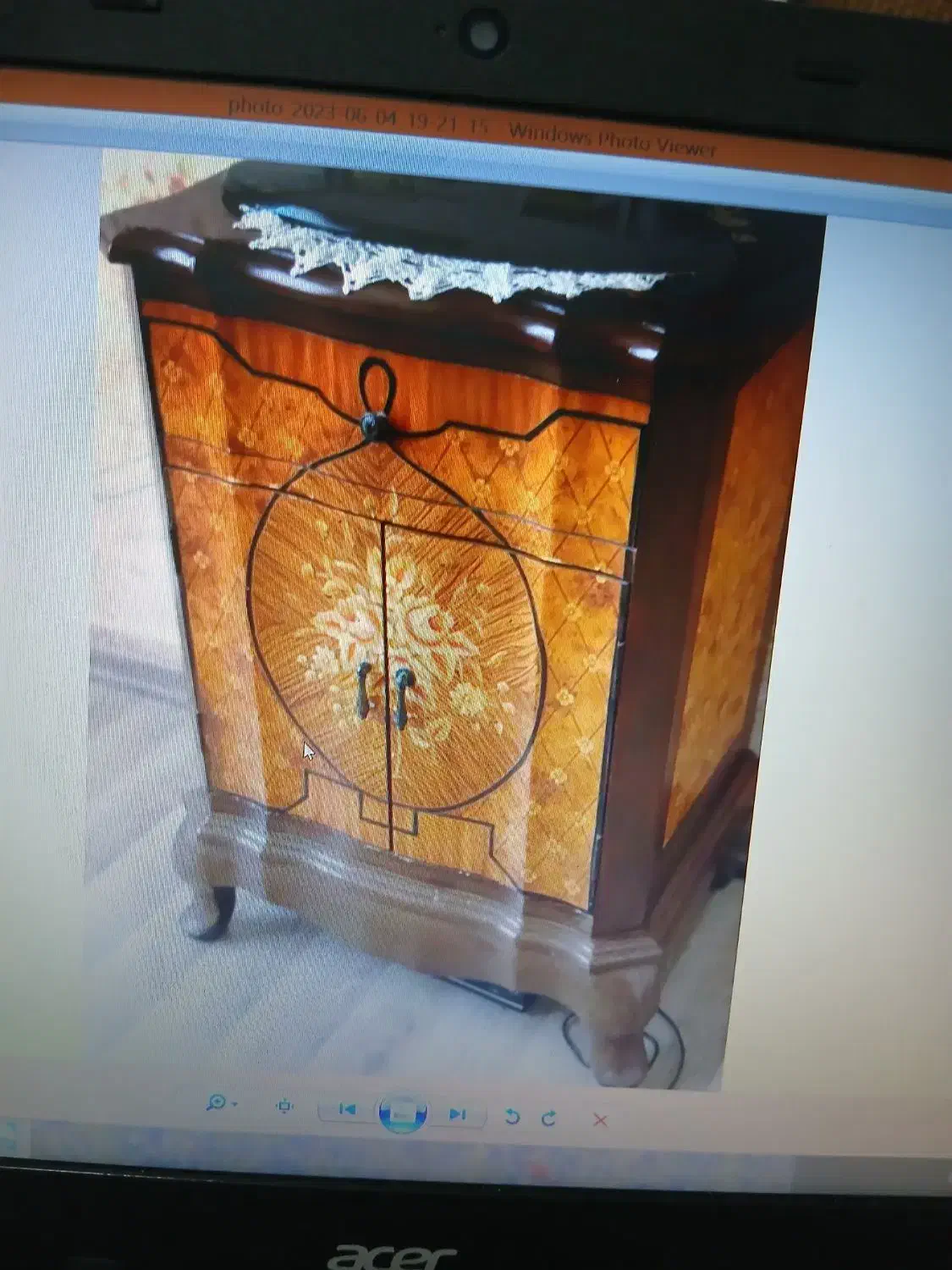 میزچوبی|میز تلفن|مشهد, جاهد شهر|دیوار