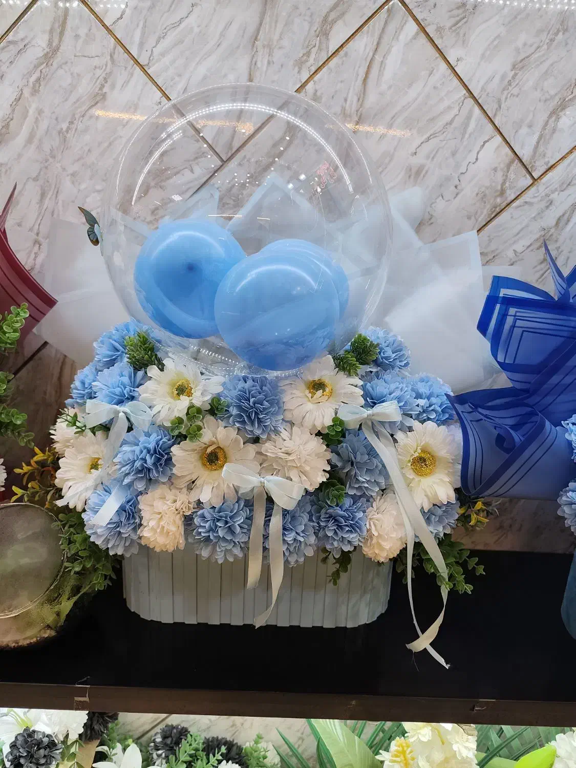 باکس گل های بوبو بالن دار|گل مصنوعی|تبریز, |دیوار