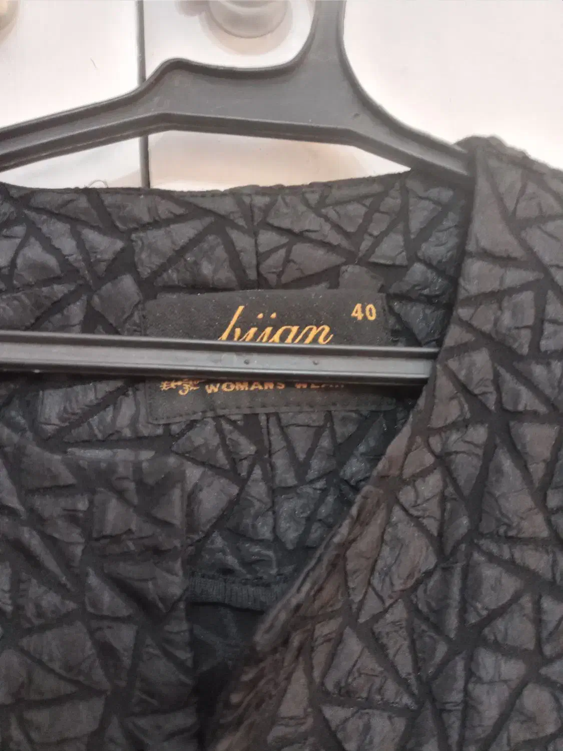 مانتوژاکارد مجلسی|لباس|تهران, خاک سفید|دیوار