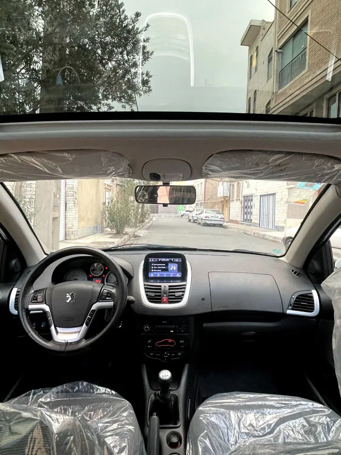 207 پانوراما 1401فول|خودرو سواری و وانت|ساوه, |دیوار