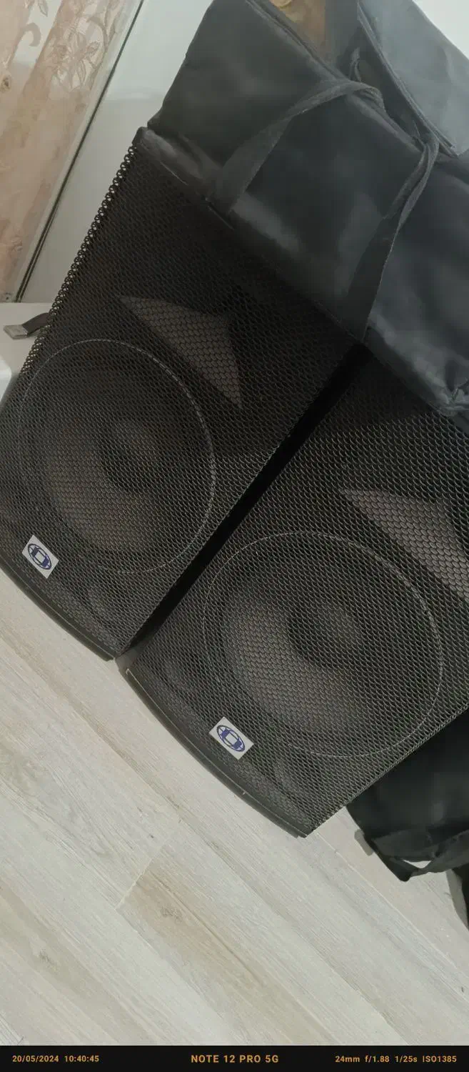 باند دایناکورد|سیستم صوتی خانگی|پردیس, فاز ۸|دیوار