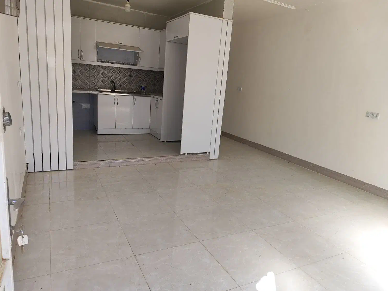 رهن منزل یه خوابه شاپور جان|اجارهٔ خانه و ویلا|شیراز, شاپورجان|دیوار