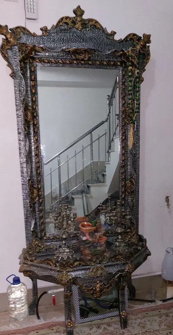 اینه کنسول در حد نو|مبلمان خانگی و میز عسلی|سهند, |دیوار