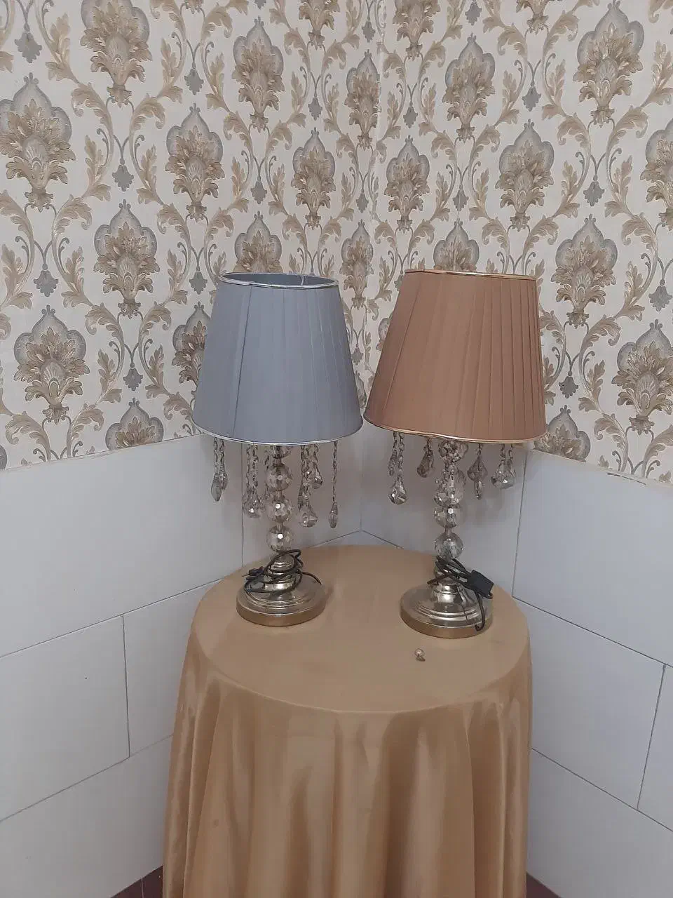 دو عدد چراغ خواب|چراغ خواب و آباژور|اراک, |دیوار