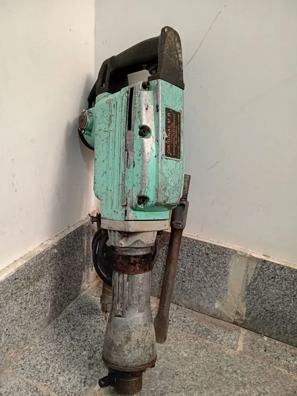 هیلتی ۱۷ کیلویی و ۱۵ کیلویی|ابزارآلات|مشهد, رده|دیوار