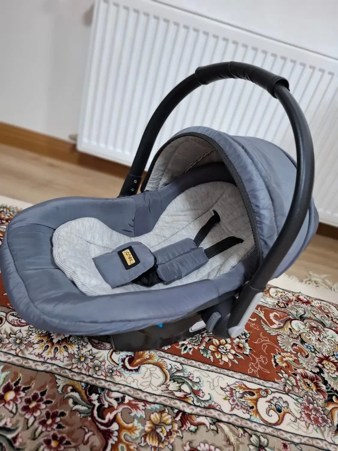 کریر نوزاد|کالسکه و لوازم جانبی|تبریز, |دیوار