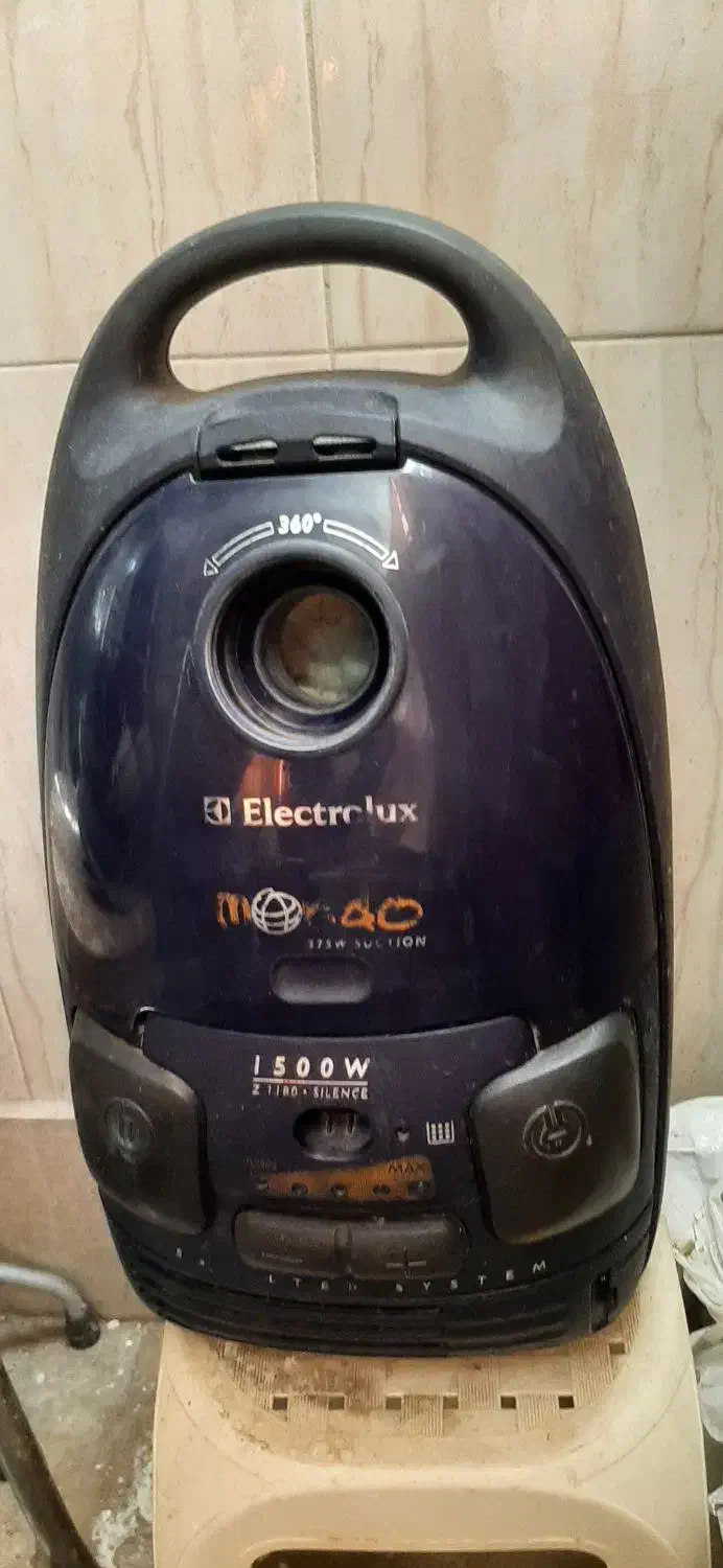 جاروبرقی الکترولوکس ۱۵۰۰w کارکرده سالم|جاروبرقی، جارو شارژی، بخارشو|پردیس, فاز ۳|دیوار