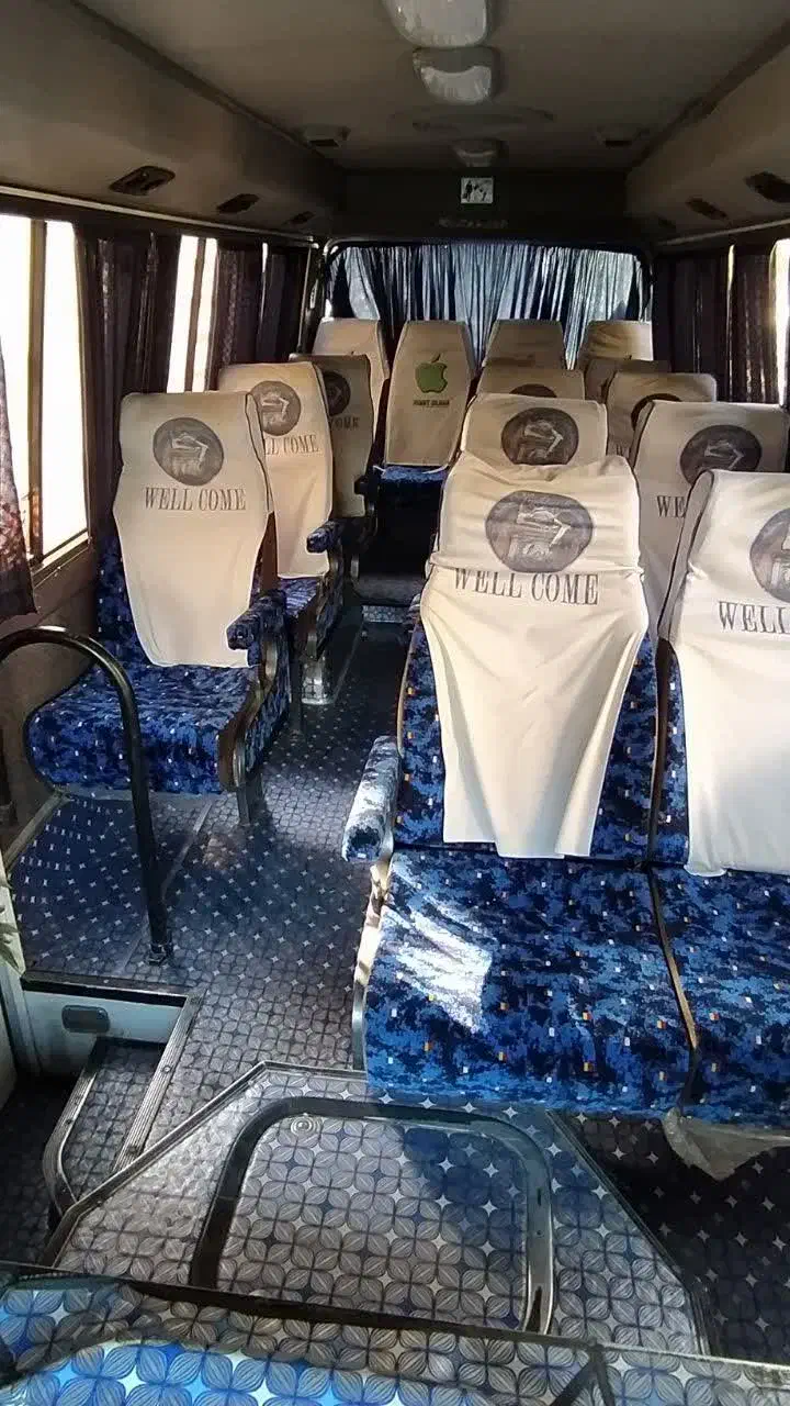 مینی بوس هیوندا مدل ۱۳۸۹ کم کار|خودرو سنگین|خمینی‌شهر, |دیوار