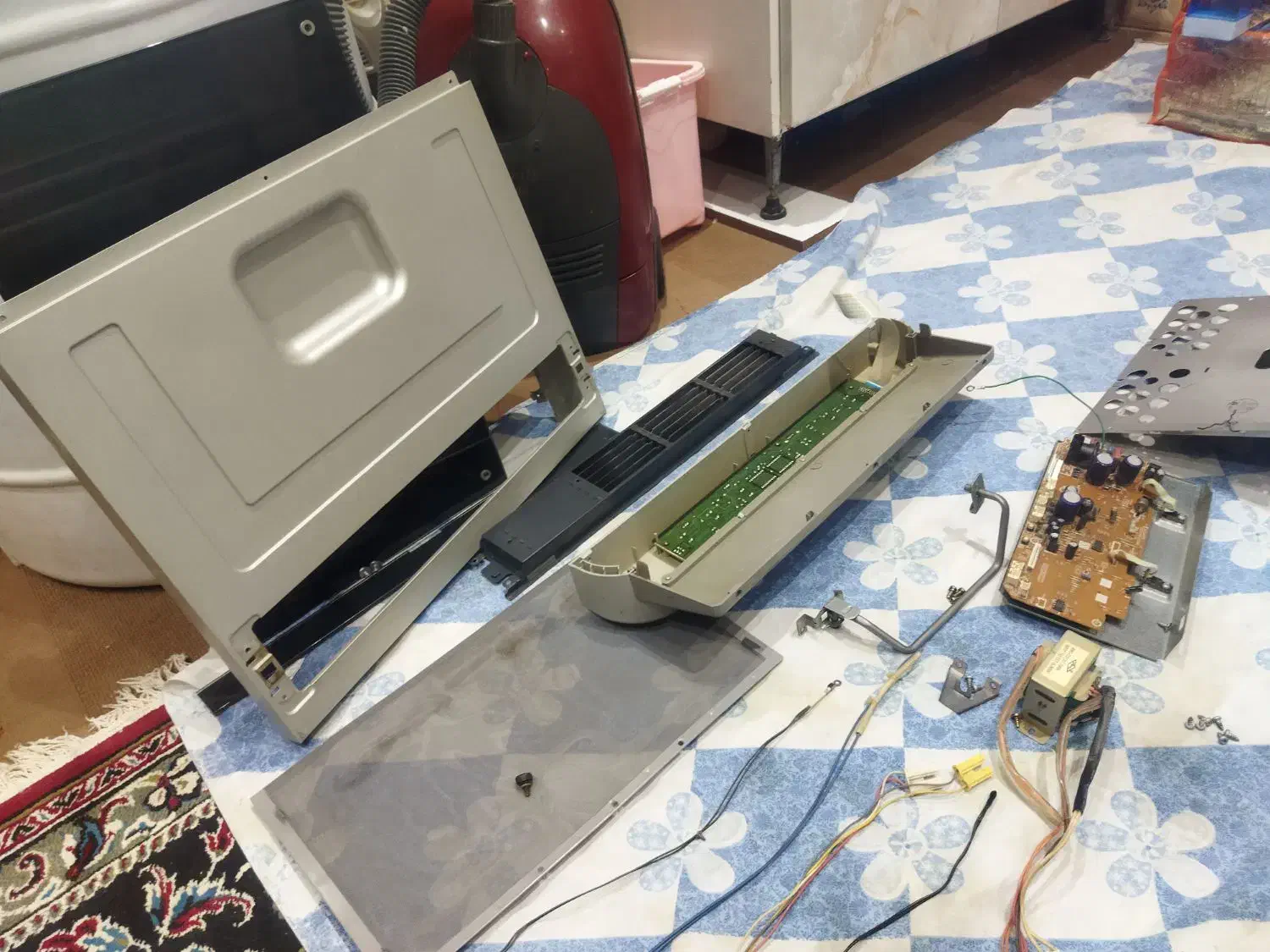 تعمیر و سرویس بخاری گازی برقی هوشمند|خدمات پیشه و مهارت|زاهدان, |دیوار