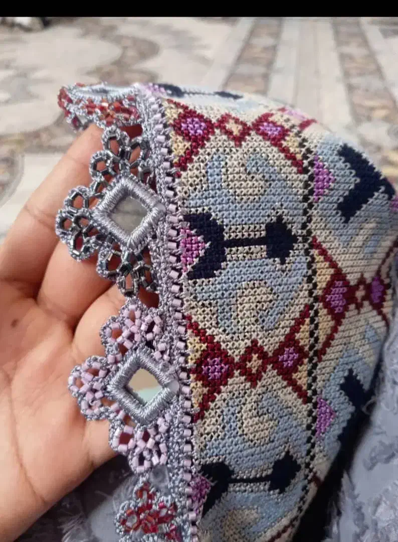 کریشی|لوازم خیاطی و بافتنی|بافق, |دیوار