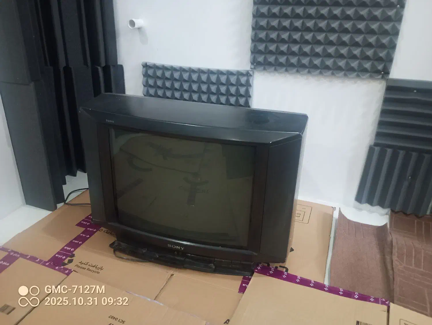 تلویزیون سونی Sony ۲۱ اینچ قدیمی|تلویزیون و پروژکتور|زنجان, |دیوار