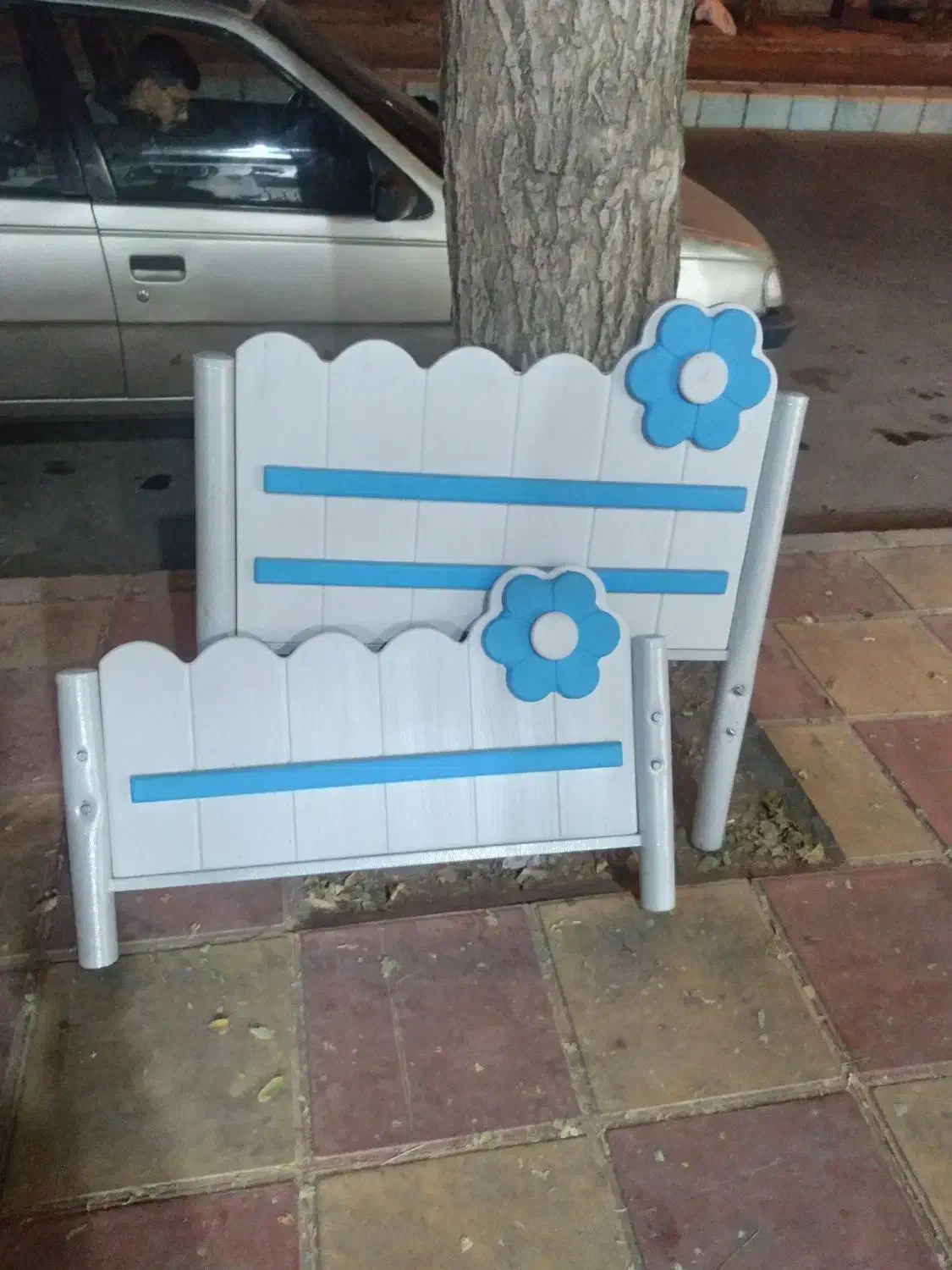 تخت یکنفره فلزی|تخت و سرویس خواب|قروه, |دیوار