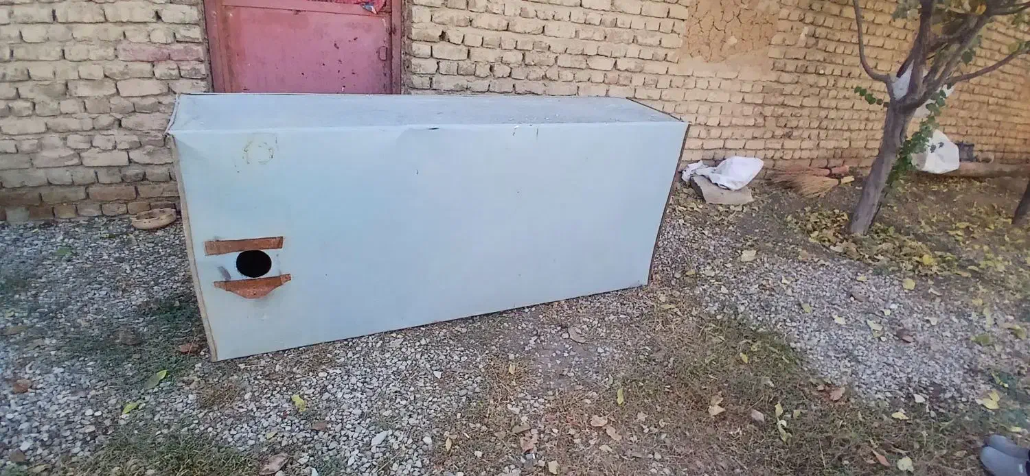 دو عدد تاپو|ابزارآلات|خزل, |دیوار