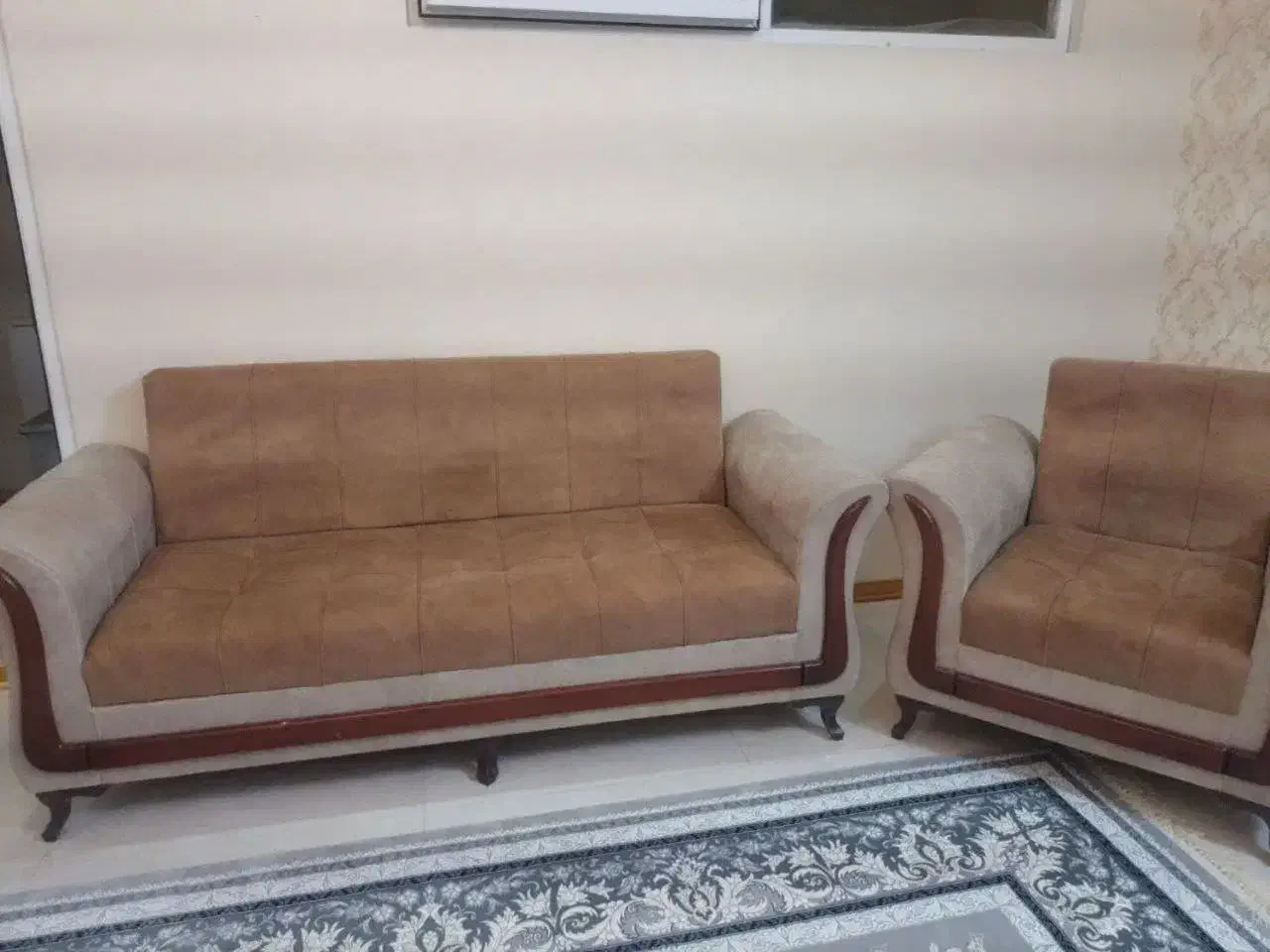 بسیار سالم و واقعا مناسب استفاده در منزل|مبلمان خانگی و میز عسلی|مشهد, فرهنگیان (شهرک غرب)|دیوار