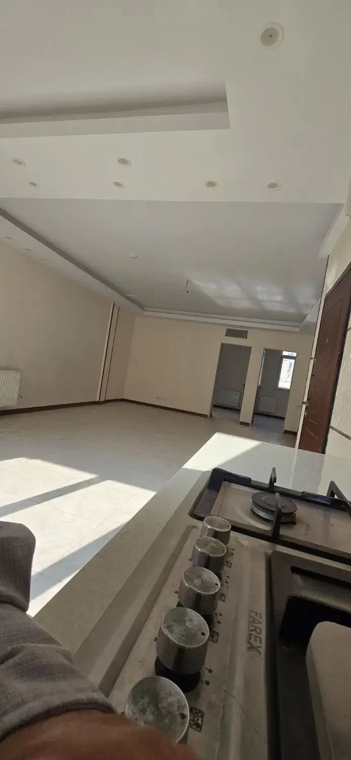 83 متر آپارتمان تکواحدی شهرک والفجر بلوک D م