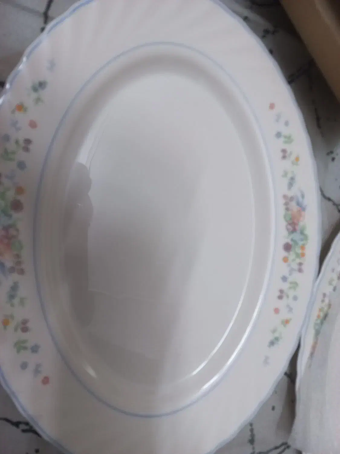 پذیرایی|ظروف سرو و پذیرایی|یزد, |دیوار