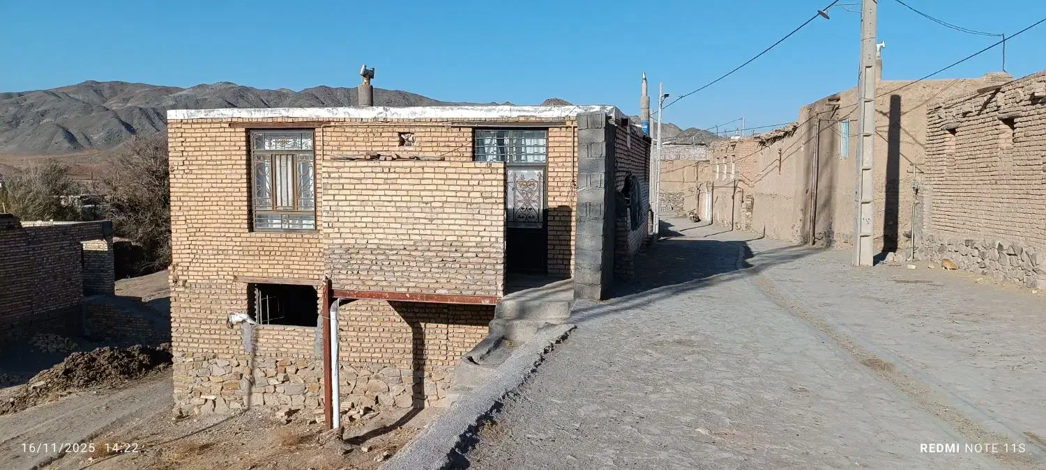 خانه دو طبقه 220 متر زیر بنا|فروش خانه و ویلا|فریمان, |دیوار