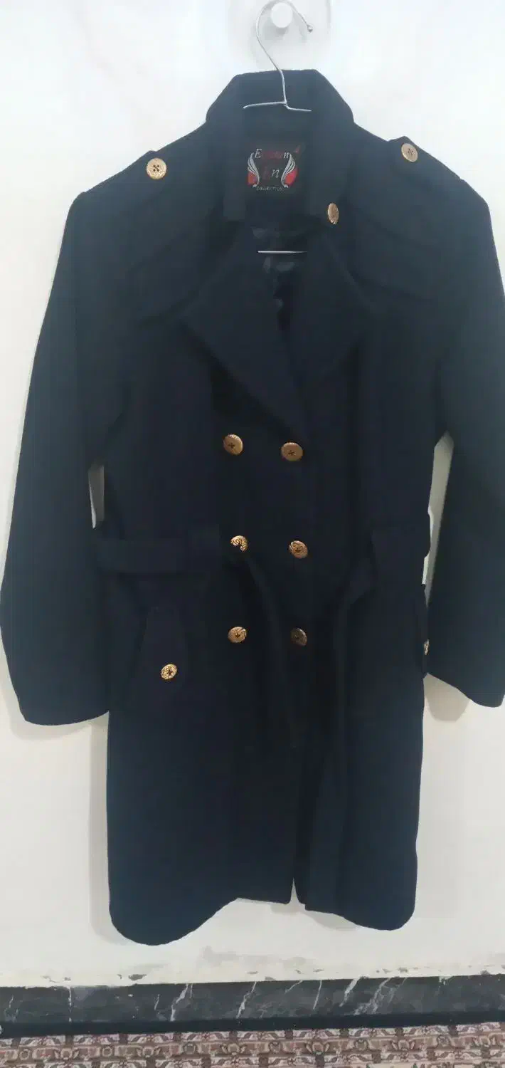 پالتوزنانه|لباس|زابل, |دیوار