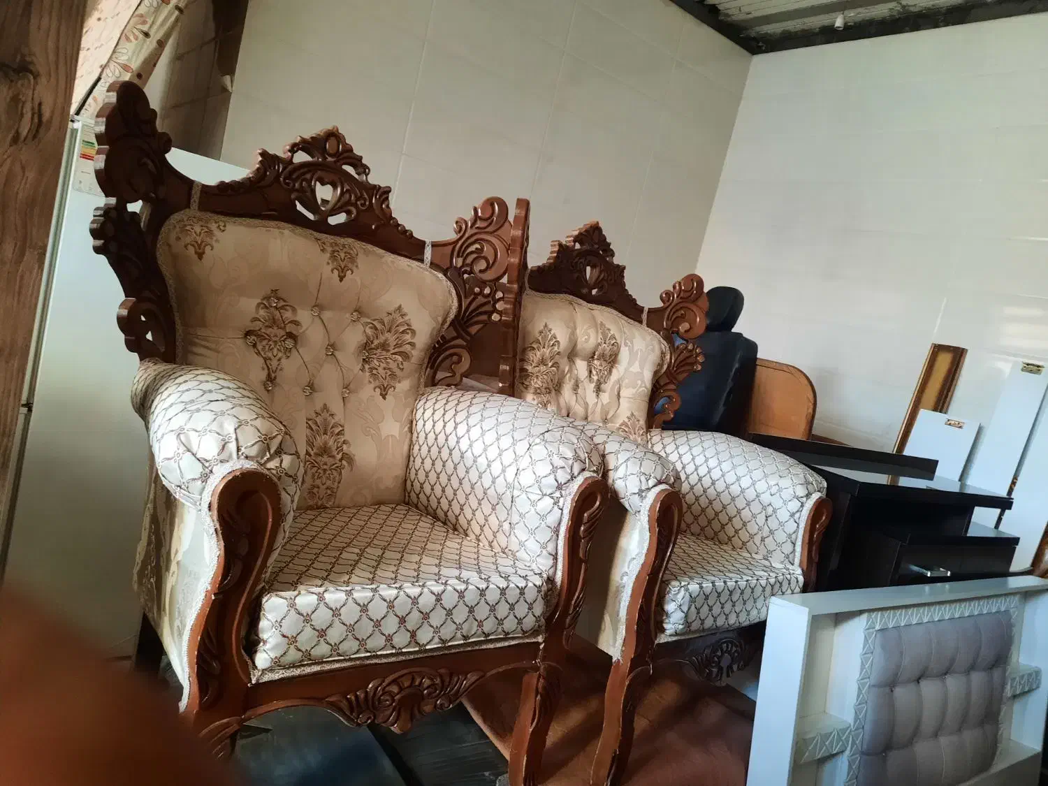 مبل ۷نفره سلطنتی پارچه خارجی درجه یک|مبلمان خانگی و میز عسلی|مریوان, |دیوار