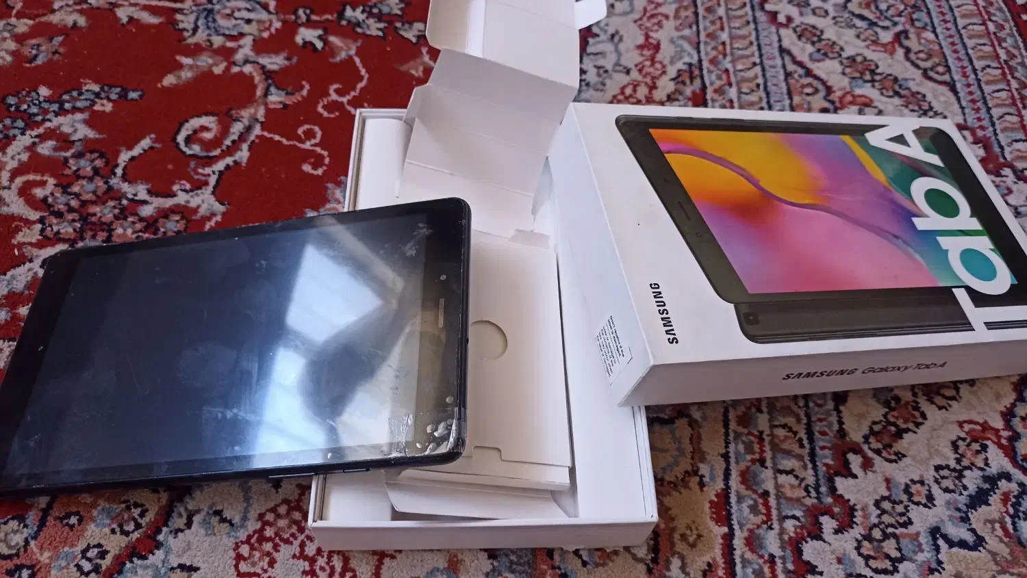 تبلت فروشی.|تبلت|جلگه ماژان, |دیوار