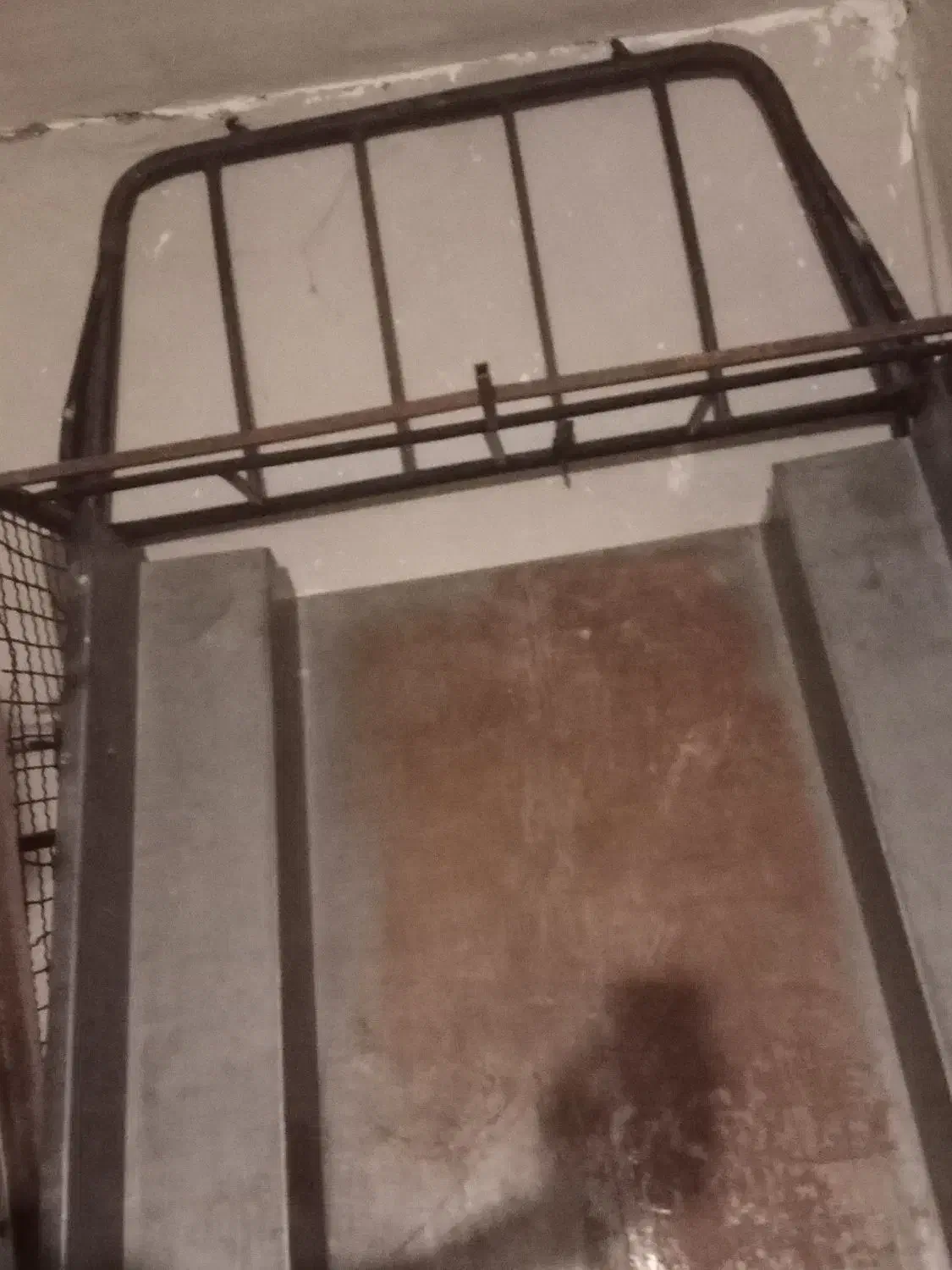 فروش باربند وکفی کالوانیزه یه تیکه سالم پیکان وانت|قطعات یدکی و لوازم جانبی|محمدیه-قزوین, |دیوار