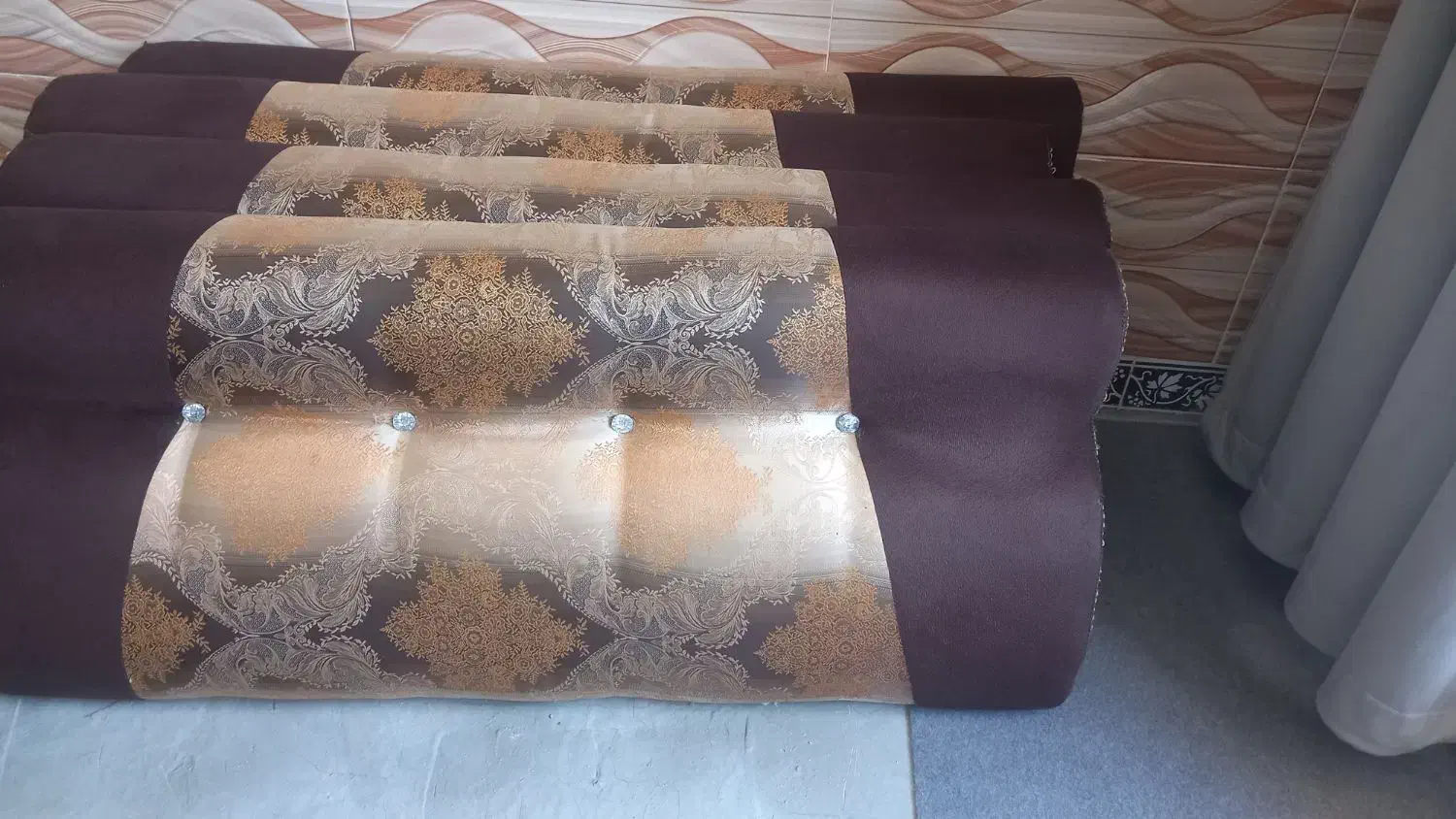 پشتی ۶عدد|پشتی|قلقل رود, |دیوار