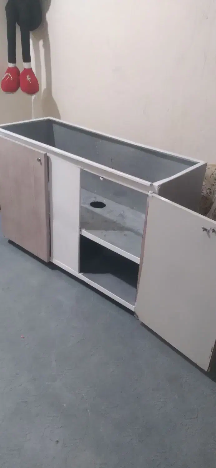 کابینت جاسینگ کامل فلز ۱۲۰در ۵۰ سالم تمیز برافروش،|مصالح و تجهیزات ساختمان|رامهرمز, |دیوار