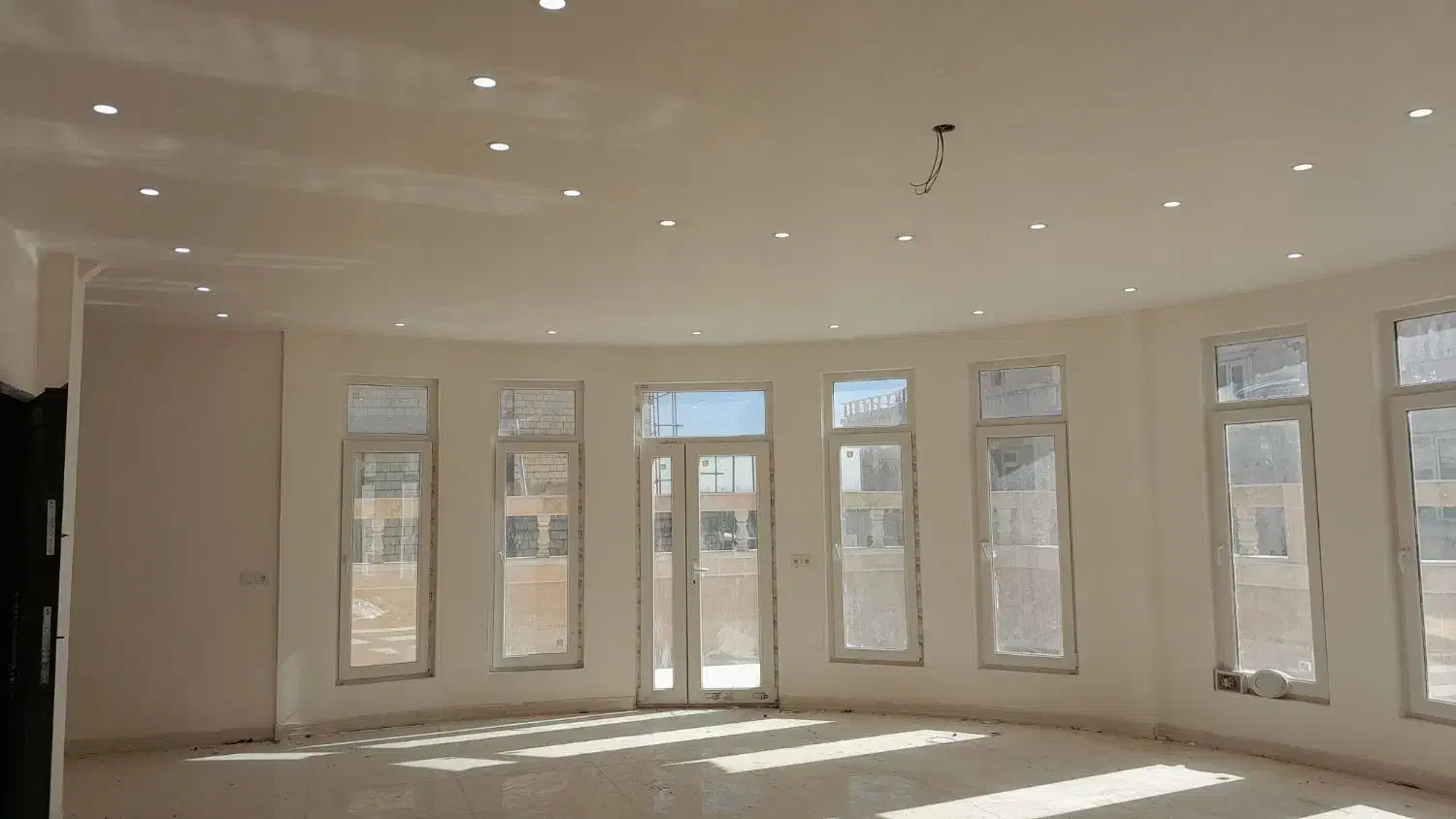 پنت ۲۵۰ متری/۳خواب /لاکچری/استخر و جکوزی|اجارهٔ آپارتمان|دورود, |دیوار