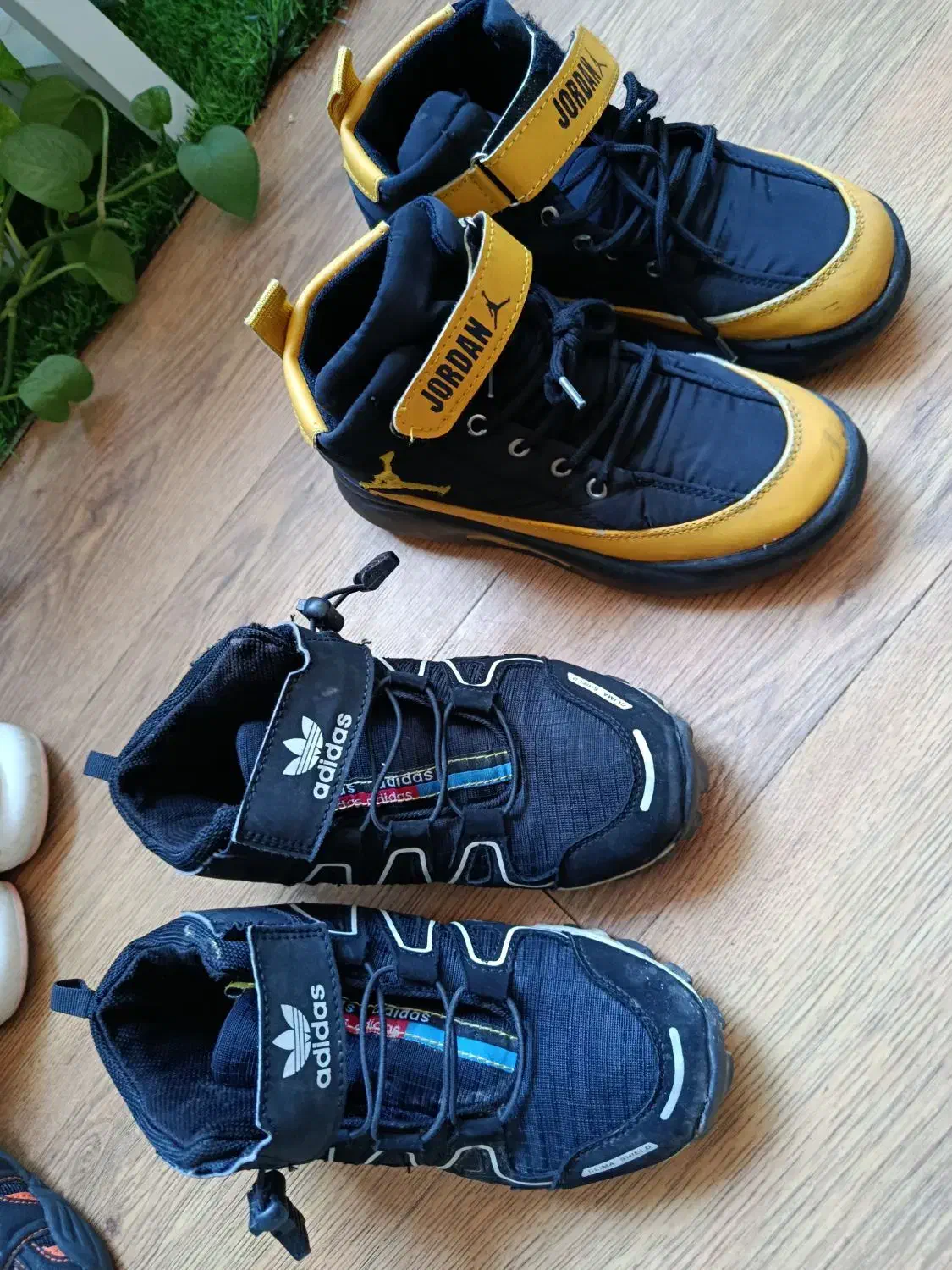 کفش اسپورت پسرانه و دخترانه|کفش و لباس بچه|مشهد, شهید بهشتی|دیوار