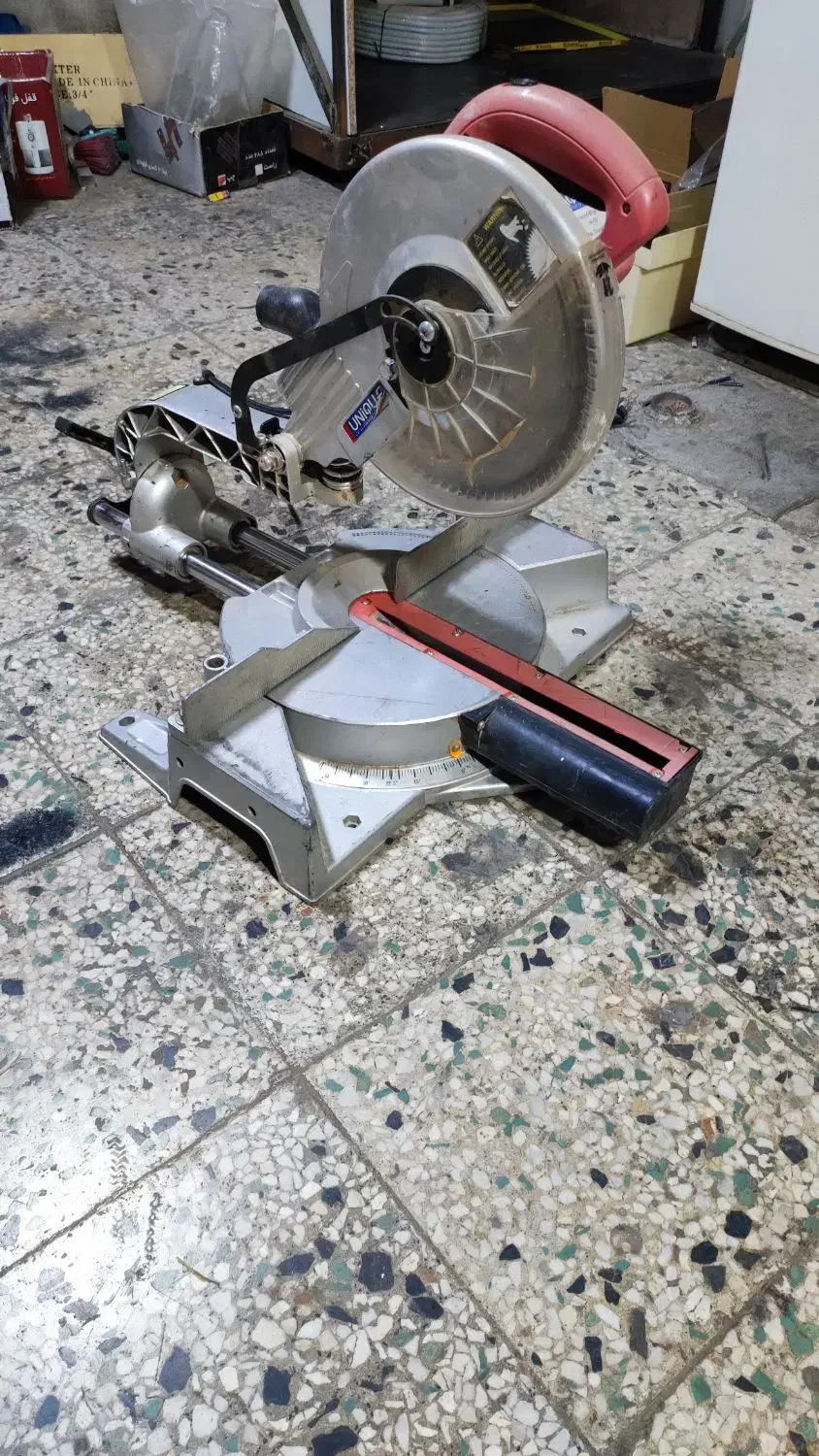 فارسی بر|ابزارآلات|بروجرد, |دیوار