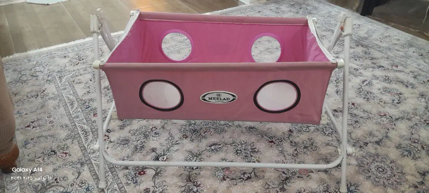 دو عدد گهواره سالم و تمیز|اسباب و اثاث بچه|نیشابور, فردوس شمالی|دیوار