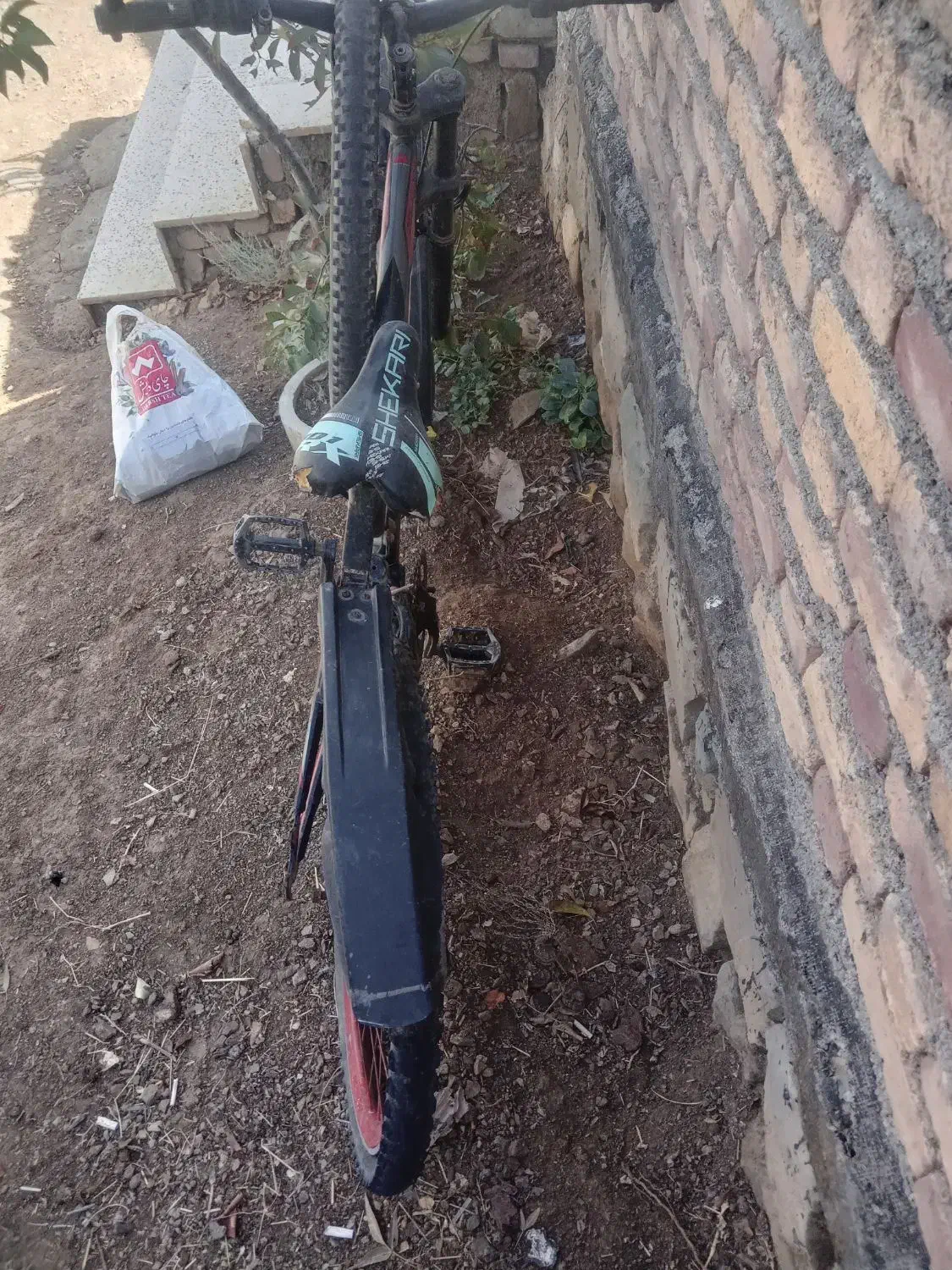 دوچرخه|دوچرخه، اسکیت، اسکوتر|گرمی, |دیوار