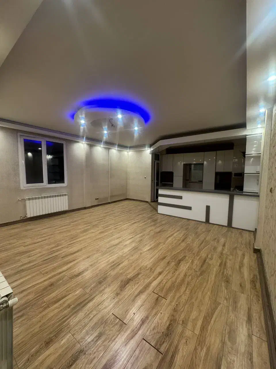 آپارتمان 91 متری تک واحد در خیابان هفتادم