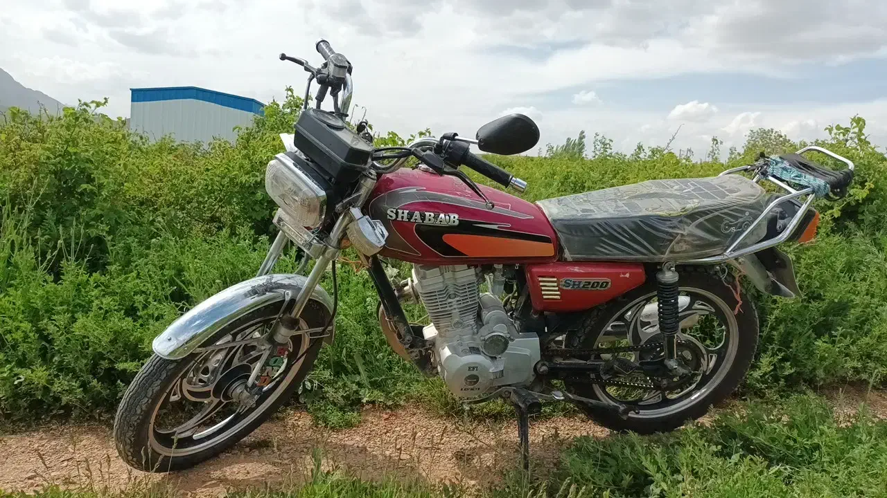 موتورسیکلت ۲۰۰ معاوضه باخودرو سواری مدل۸۴تا۹۰|موتورسیکلت|فریدونشهر, |دیوار