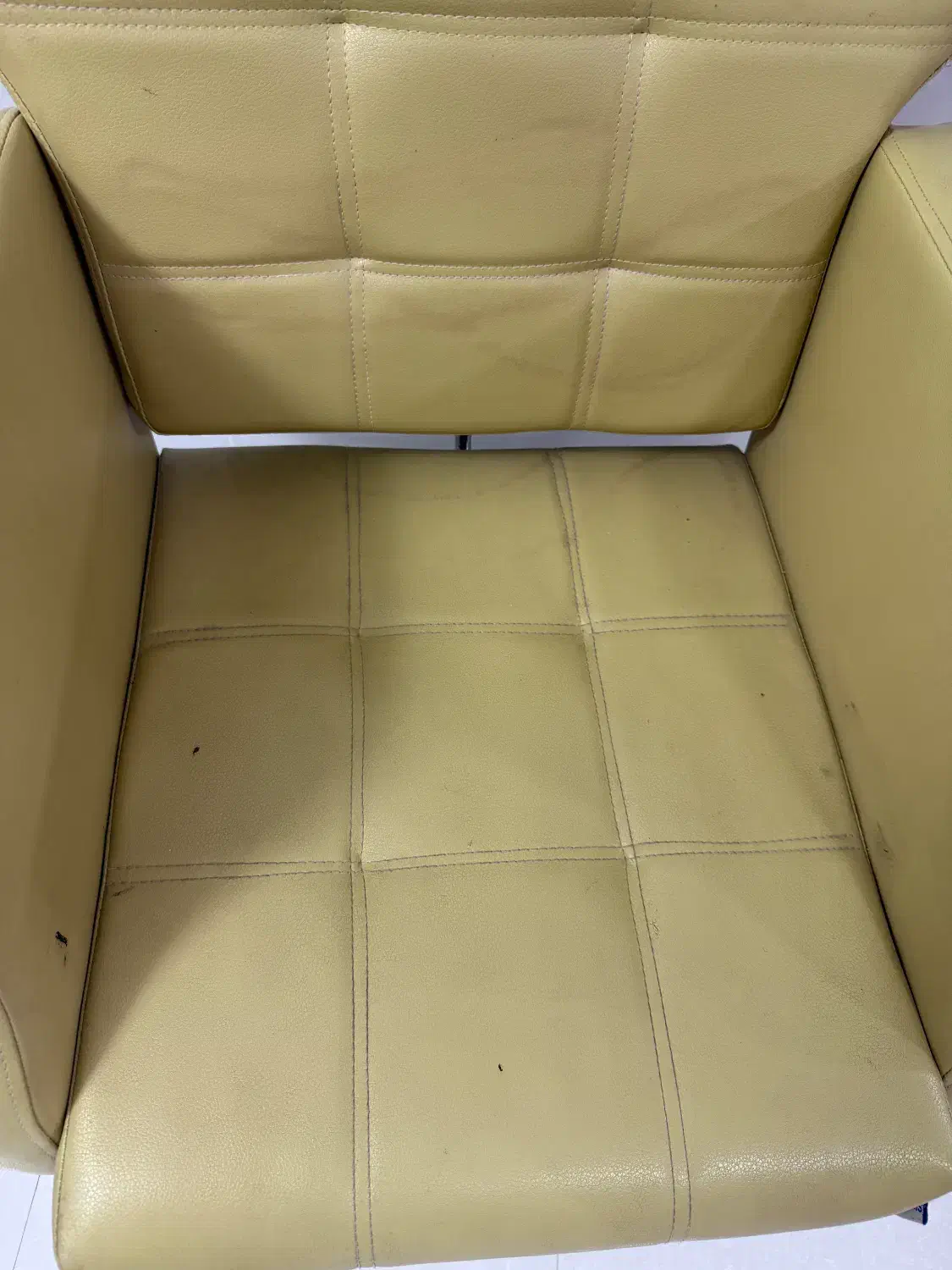 صندلی میکاپ|آرایشگاه و سالن‌های زیبایی|بندر ماهشهر, |دیوار