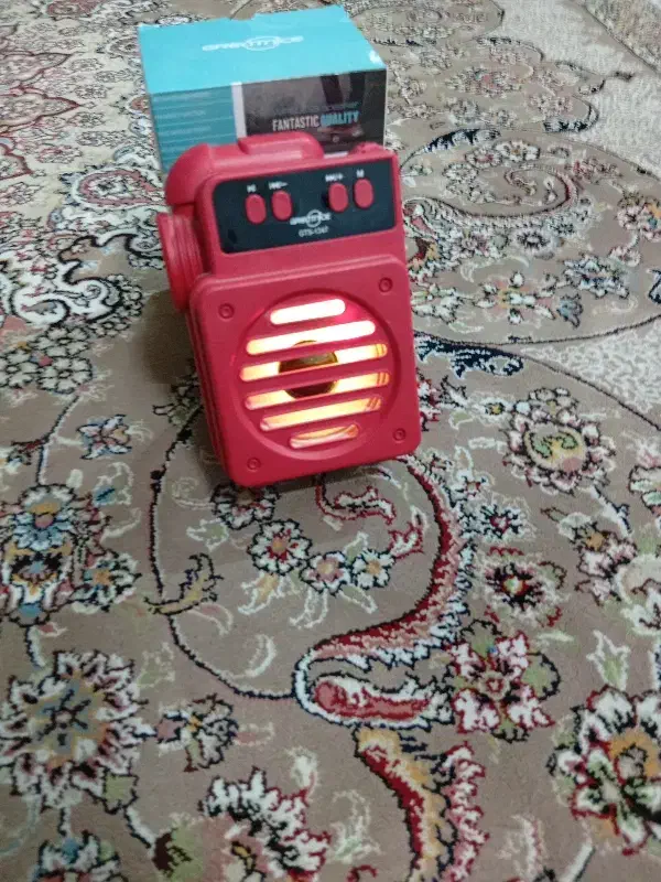 اسپیکر بلوتوثی فلش خور رادیو دار و رم خور|پخشکننده همراه|ساوه, |دیوار