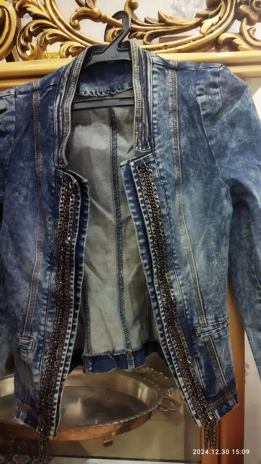 لباس زنانه بچه گانه|لباس|صدرا-فارس, فاز ۲|دیوار