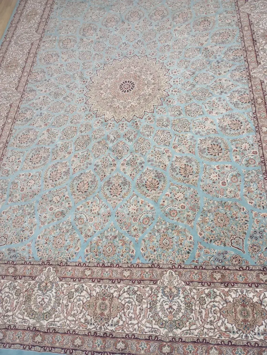 فرش|فرش|نیشابور, بنیاد شهید|دیوار