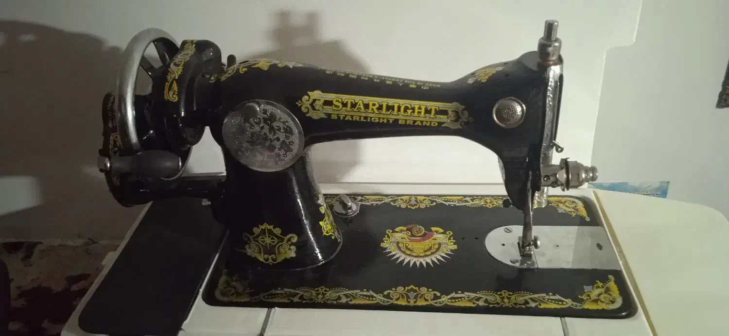 چرخ دستی|چرخ خیاطی و ریسندگی|درگزین, |دیوار