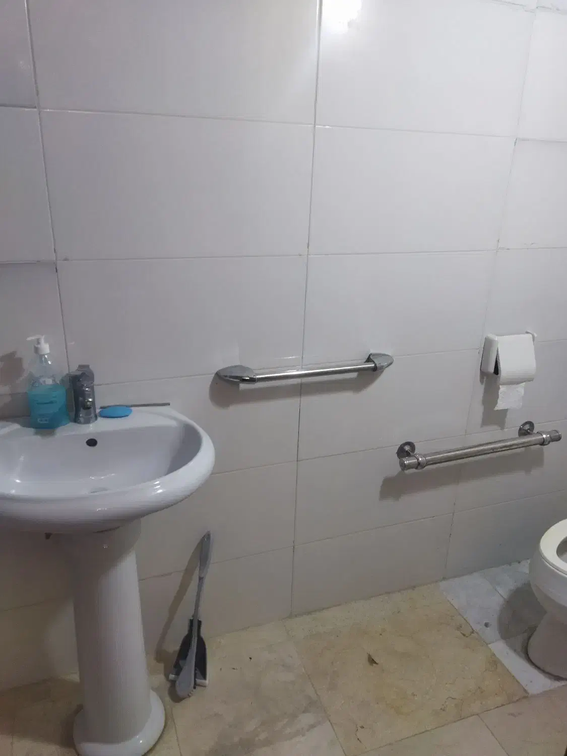 خوابگاه آقایان شریعتی مترو قلهک|اجارهٔ کوتاهمدت آپارتمان و سوئیت|تهران, امام حسین|دیوار