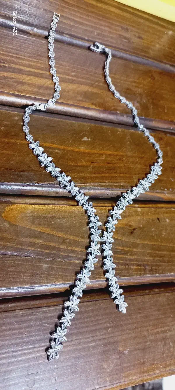 گردنی نقره|بدلیجات|کرج, گلشهر|دیوار