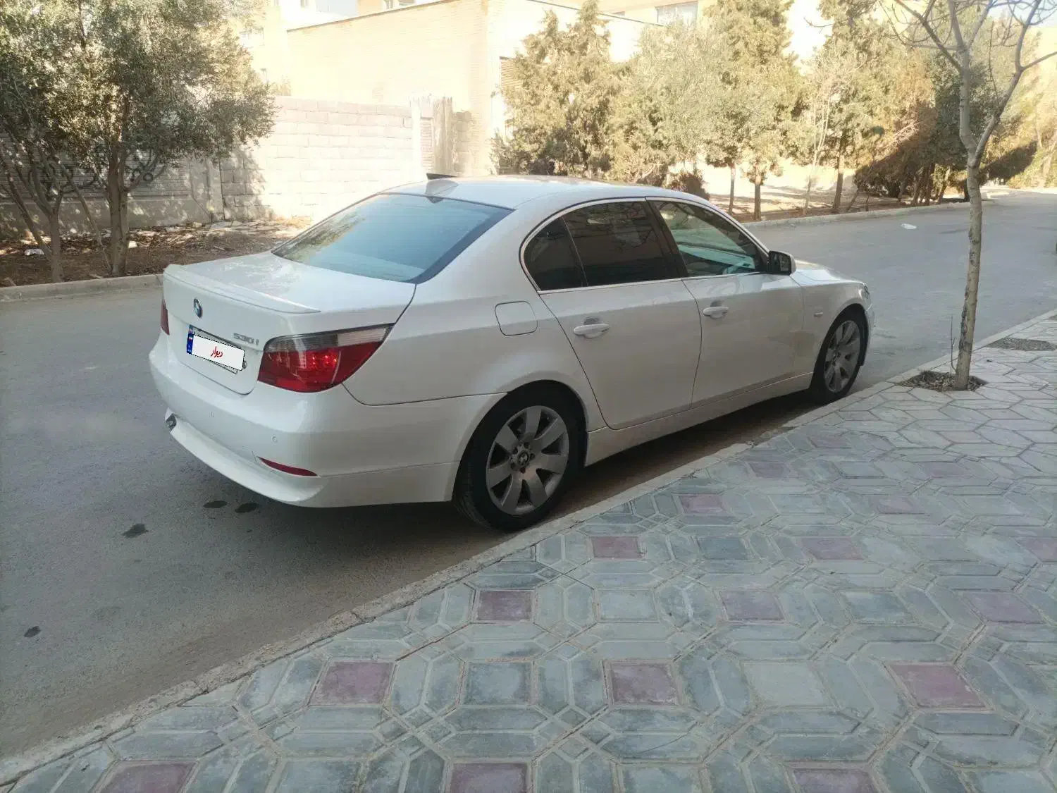 bmw 520|خودرو سواری و وانت|اصفهان, سپاهان‌شهر|دیوار
