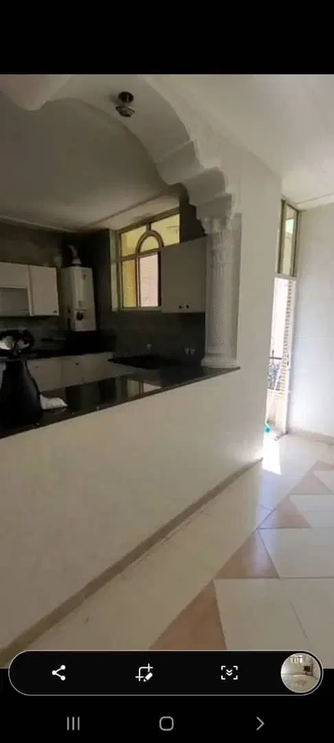 اپارتمان رهن اجاره|اجارهٔ آپارتمان|شیراز, باغ تخت|دیوار